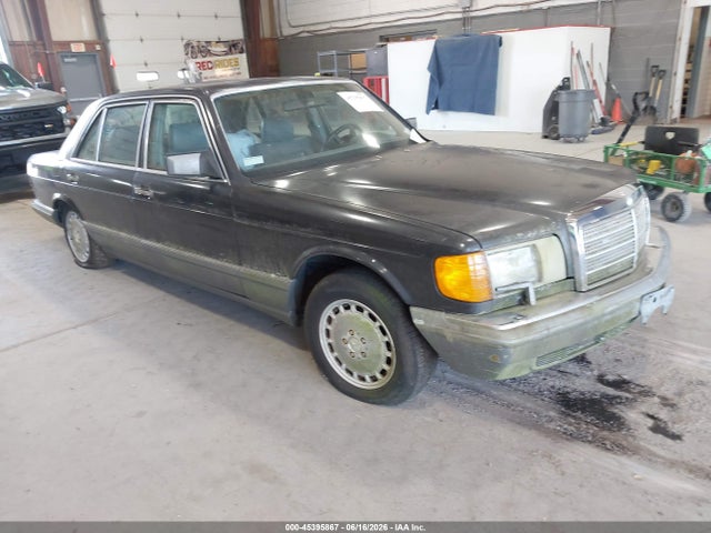 1988 MERCEDES-BENZ 560 SEL