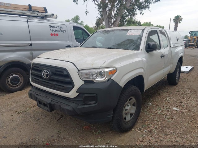 صورة 2 لـ 2017 Toyota TACOMA SR