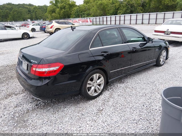 2011 Mercedes-BENZ E 350 BLUETEC — фото 4