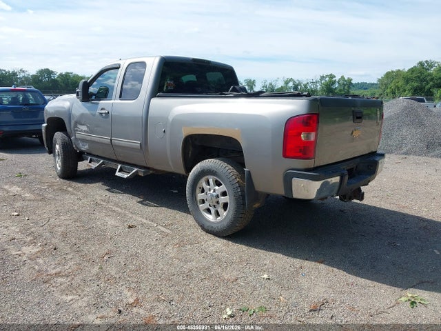 2013 Chevrolet SILVERADO 2500HD LT 照片 3
