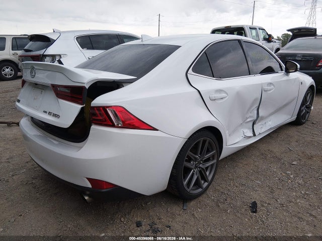 2015 Lexus IS 350 — фото 6