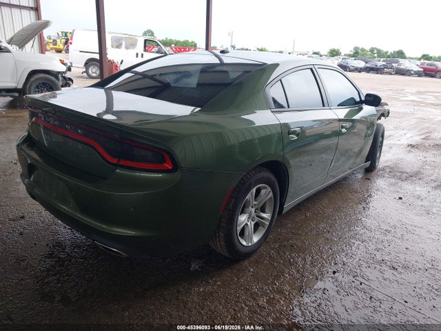 2019 Dodge CHARGER SXT RWD — фото 4