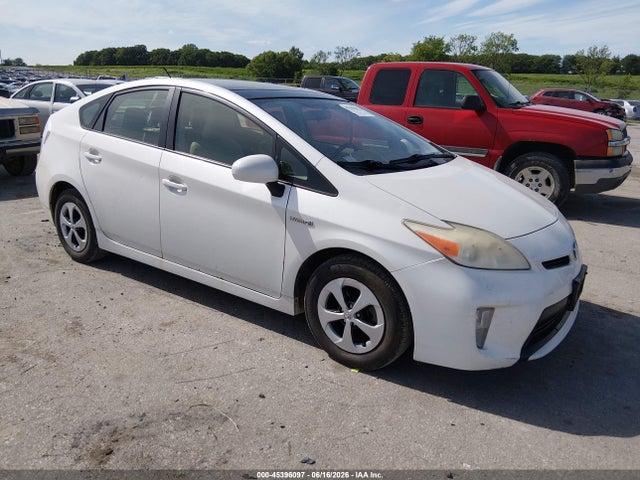 2013 Toyota PRIUS THREE 照片 1