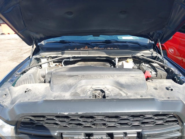 صورة 10 لـ 2021 RAM 2500 TRADESMAN 4X4 8' BOX