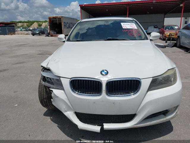 2011 BMW 328I 缩略图 13