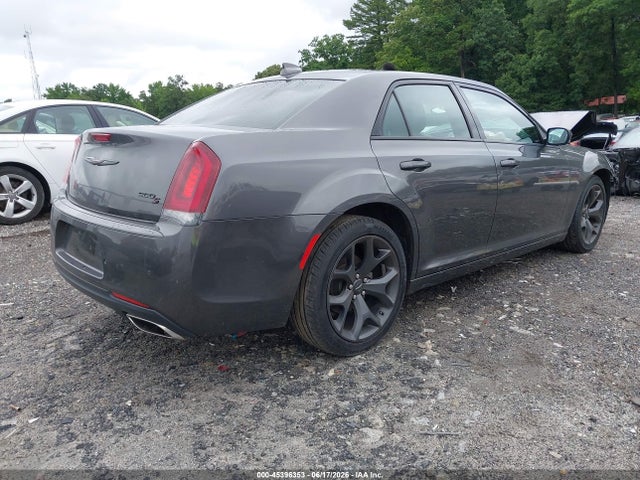 2023 Chrysler 300 300S 照片 4