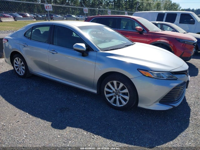 2018 TOYOTA CAMRY LE
