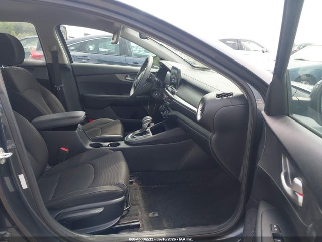صورة 5 لـ 2019 KIA FORTE LXS