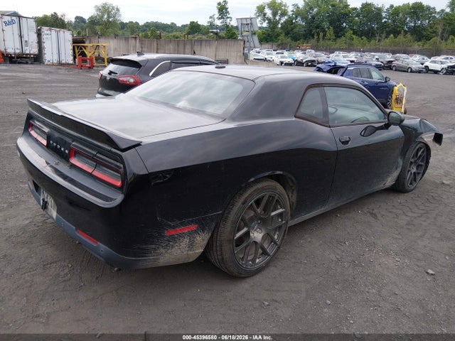 صورة 4 لـ 2018 Dodge CHALLENGER R/T