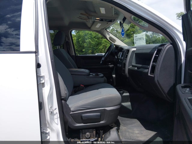 2017 RAM 2500 TRADESMAN 4X4 6'4 BOX — фото 5