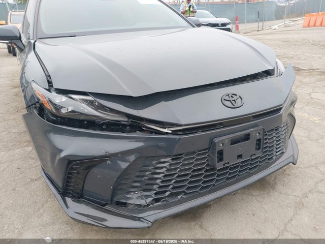 صورة 6 لـ 2025 Toyota CAMRY XSE