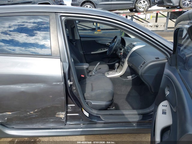 2010 Toyota COROLLA S photo 5