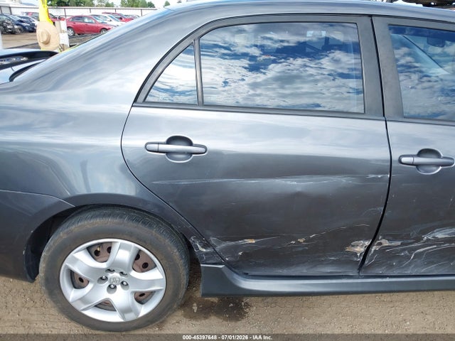 2010 Toyota COROLLA S photo 6