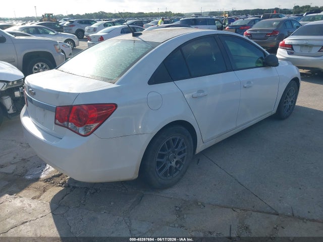 صورة 4 لـ 2014 Chevrolet CRUZE LS AUTO