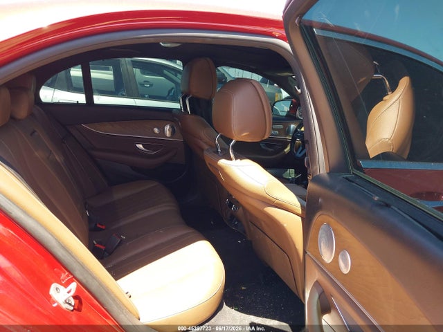 صورة 8 لـ 2019 Mercedes-BENZ E 450 4MATIC