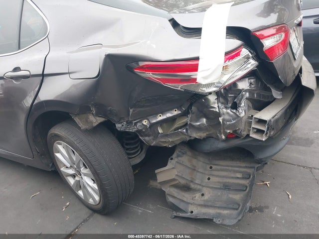 صورة مصغرة 18 لـ 2020 Toyota CAMRY LE