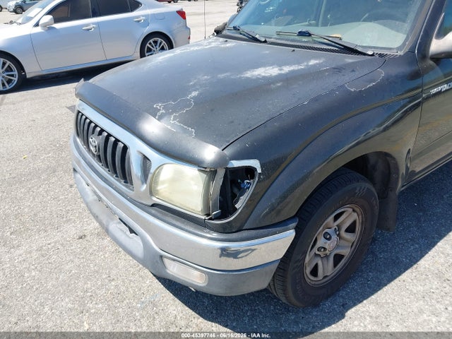 صورة مصغرة 6 لـ 2004 Toyota TACOMA