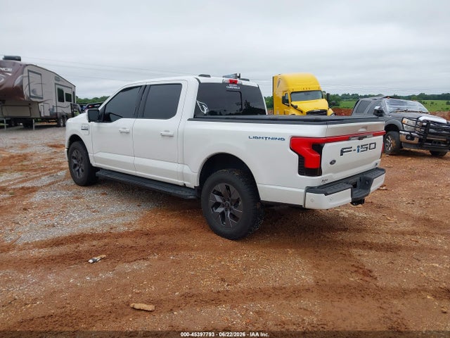 2022 FORD F-150 LIGHTNING LARIAT photo 3