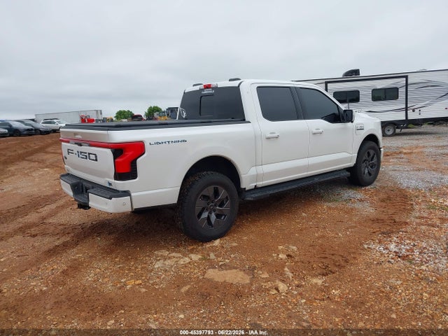 2022 FORD F-150 LIGHTNING LARIAT photo 4