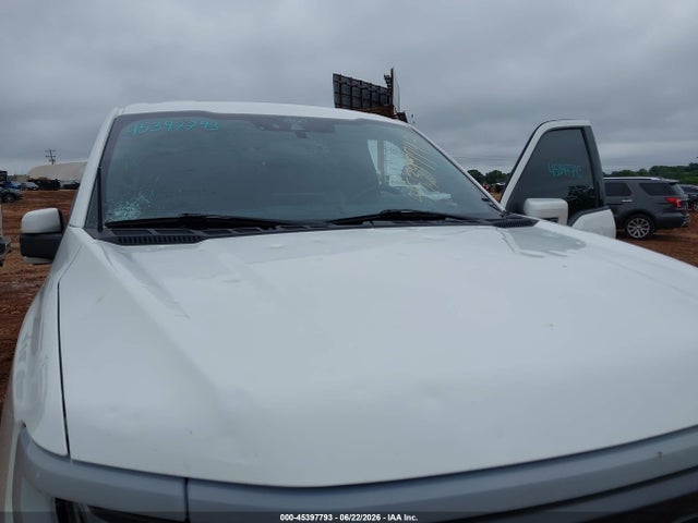2022 FORD F-150 LIGHTNING LARIAT photo 6