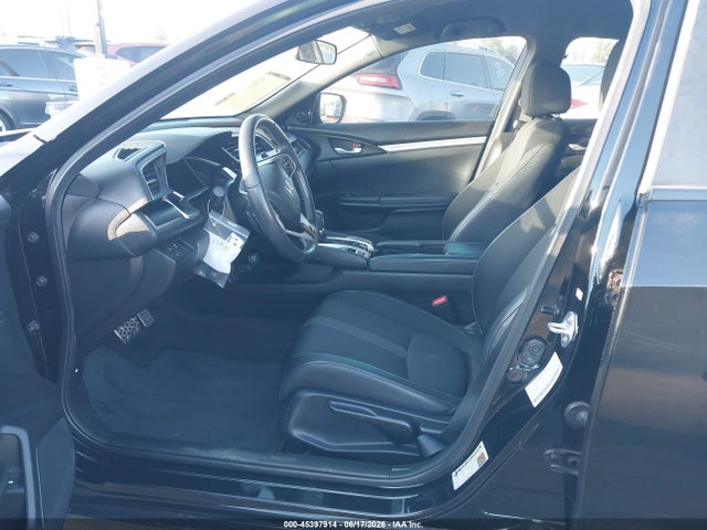 صورة 5 لـ 2021 Honda CIVIC SPORT