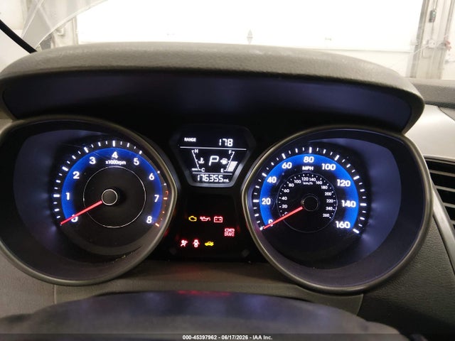 صورة 7 لـ 2014 Hyundai ELANTRA SE