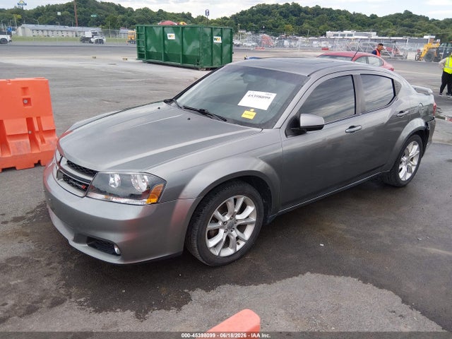 2013 Dodge AVENGER R/T — миниатюра 2