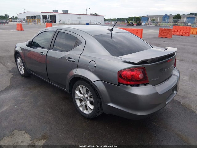 2013 Dodge AVENGER R/T — миниатюра 3