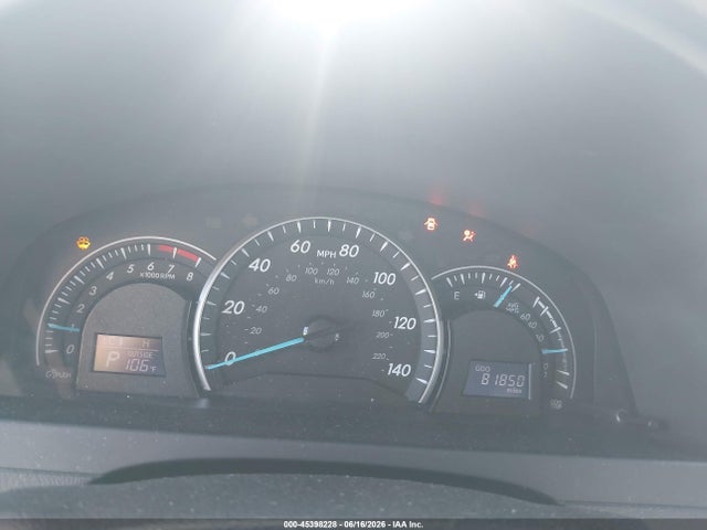 2014 Toyota CAMRY LE photo 7