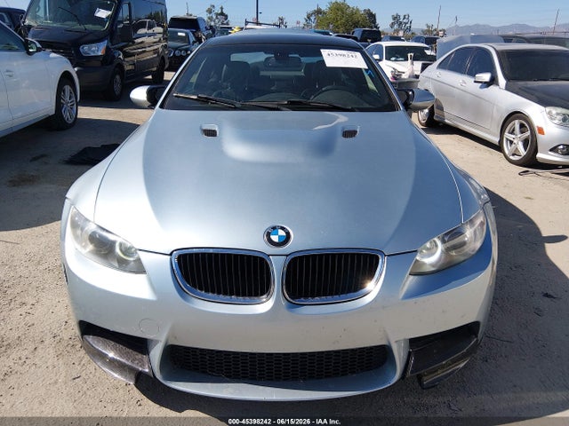 2011 BMW M3 — миниатюра 12