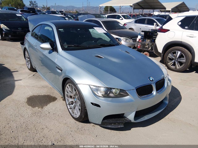 2011 BMW M3 照片 1