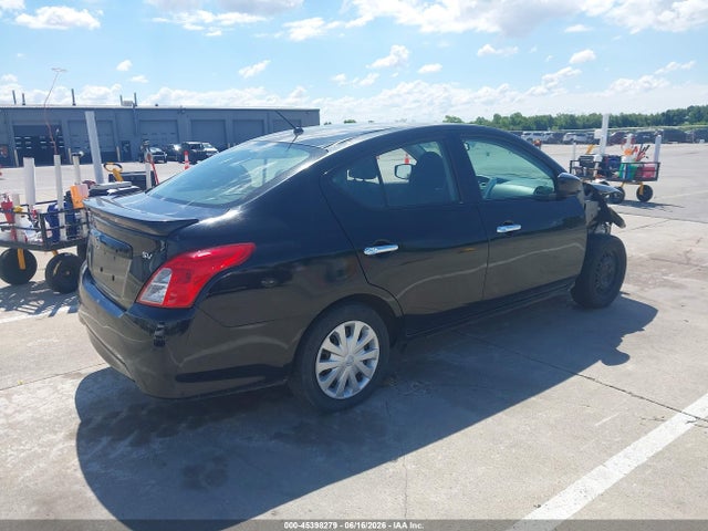 2019 Nissan VERSA 1.6 SV — фото 4