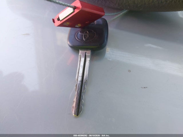 2005 Toyota CAMRY LE thumbnail 11