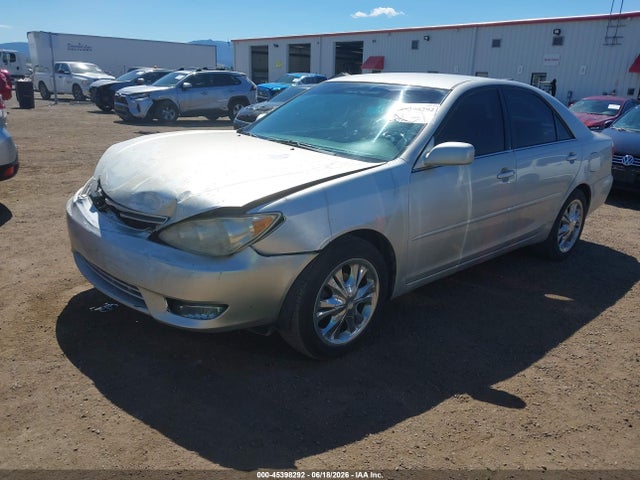 2005 Toyota CAMRY LE photo 2
