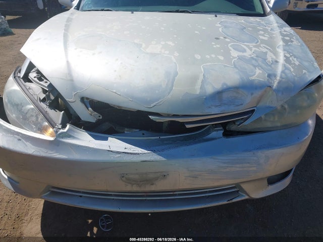 2005 Toyota CAMRY LE photo 6