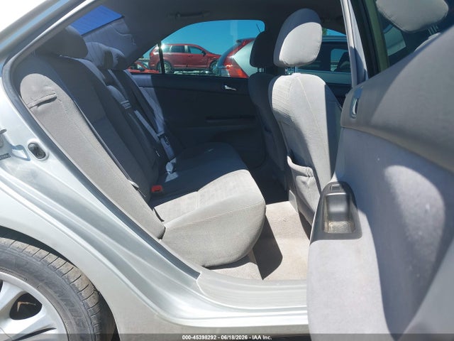 2005 Toyota CAMRY LE photo 8