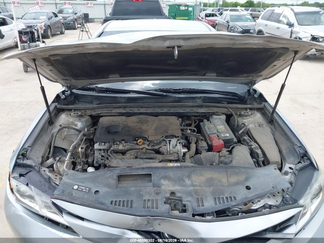 2019 TOYOTA CAMRY LE 10