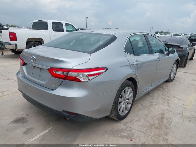 2019 TOYOTA CAMRY LE 4