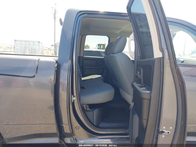 2019 RAM 1500 CLASSIC TRADESMAN 4X4 6'4 BOX 照片 8