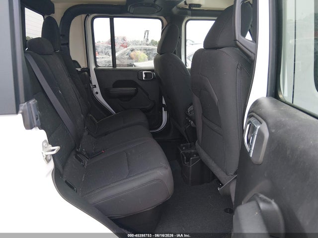 صورة 8 لـ 2023 JEEP GLADIATOR WILLYS 4X4