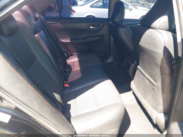 2017 TOYOTA CAMRY SE 8