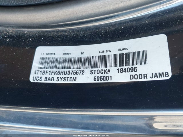 2017 TOYOTA CAMRY SE 9