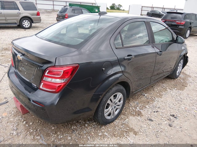 صورة 4 لـ 2017 Chevrolet SONIC LS AUTO