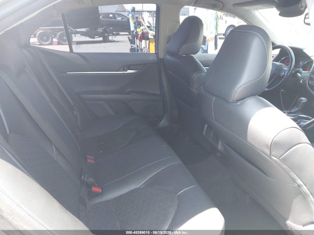 2018 Toyota CAMRY XSE 照片 8