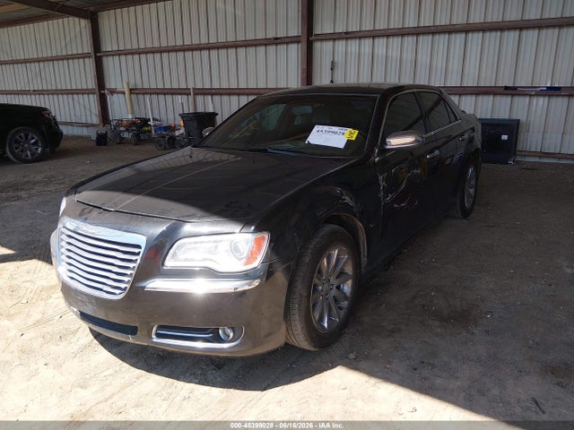 2011 Chrysler 300 LIMITED 照片 2