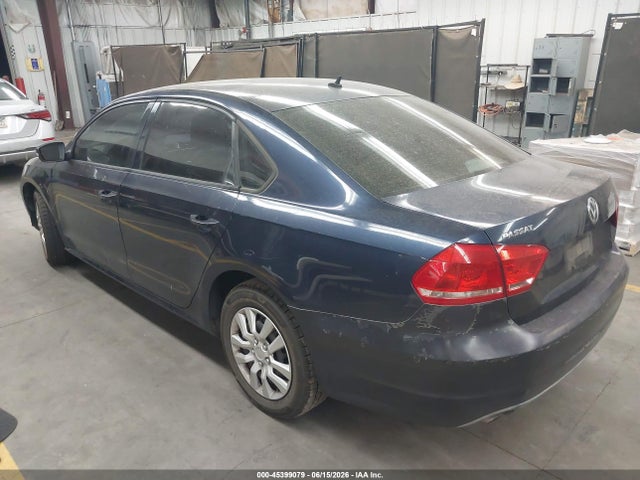 2013 Volkswagen PASSAT 2.5L S 照片 3