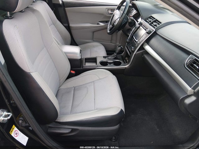 صورة 5 لـ 2016 Toyota CAMRY SE
