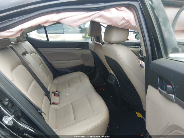 صورة مصغرة 8 لـ 2017 Hyundai ELANTRA LIMITED