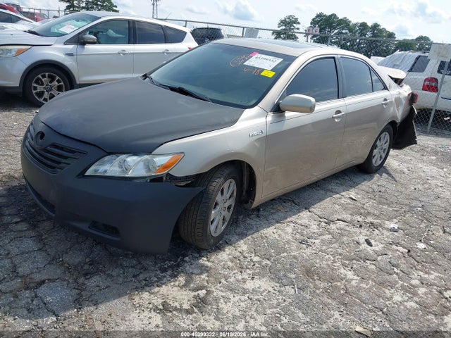 2009 Toyota CAMRY HYBRID photo 2