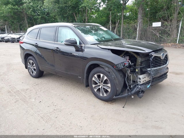 2021 TOYOTA HIGHLANDE HYBRID XLE